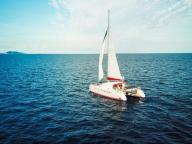 Embarquez sur Persée à destination des îlots avec Aventure Marine